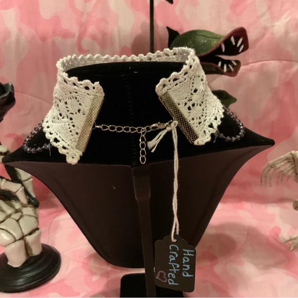 Crystal Eyes Skull choker necklace - Picture 4 of 4